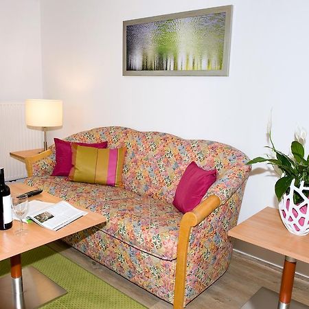 Ferienwohnungen - Boarding Wohnungen Sonnenhof Lenzing المظهر الخارجي الصورة